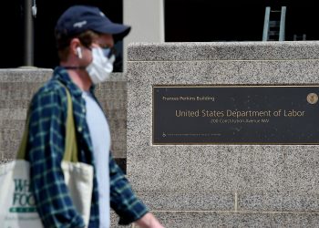 Treasury yields down on coronavirus vaccine progress, economic data