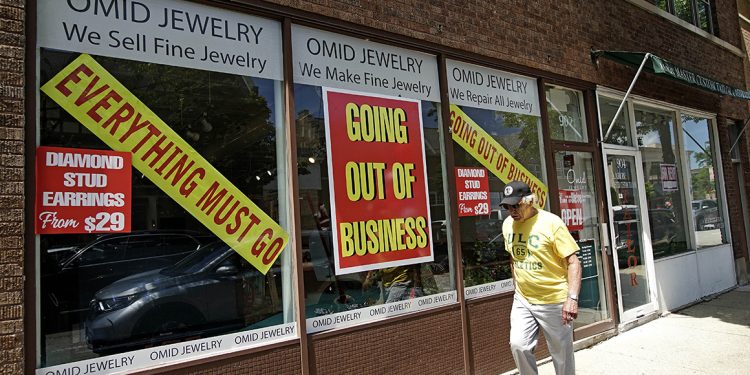 $600 weekly jobless benefit will likely lapse before more aid is passed