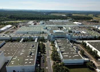 Daimler to sell French Smart plant | Automotive Industry News