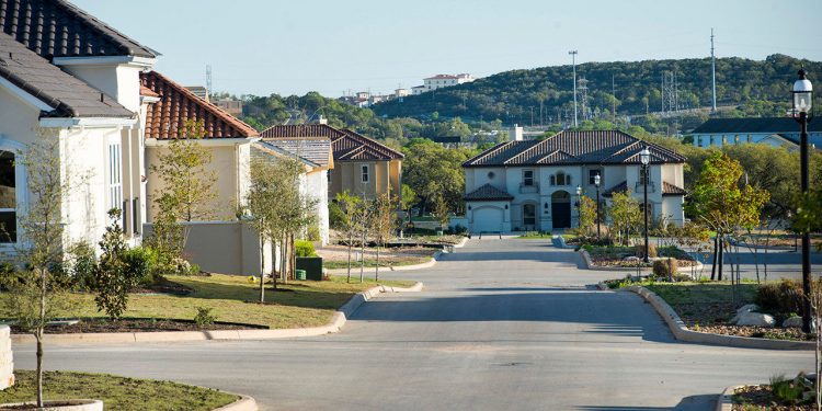 The house wins – America’s housing market is so far unfazed by recession |