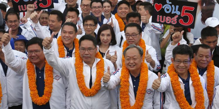 4 Thai Cabinet ministers resign after party leader shakeup