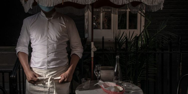 NYC Restaurant Workers Are Scared to Return to Work Because of the