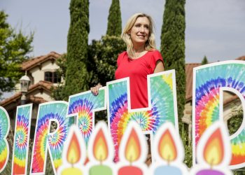 Yard greeting companies see ’monumental growth’ due to coronavirus pandemic