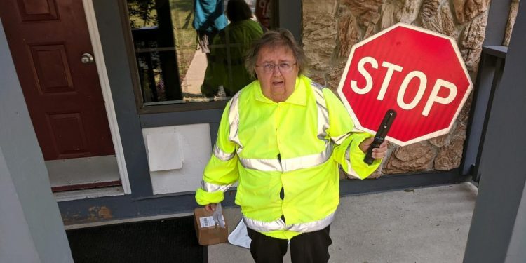 113 days. No unemployment payments. This school crossing guard says she’s