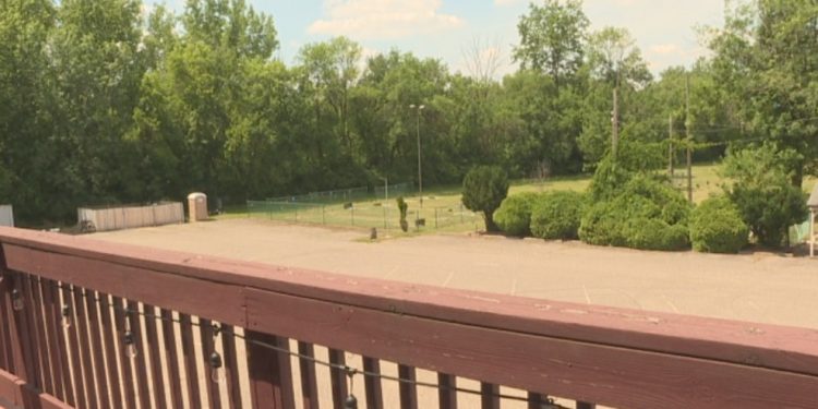 Businesses make changes as Columbus coronavirus cases increase –