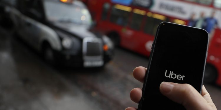 UK Supreme Court to rule on whether Uber drivers are employees