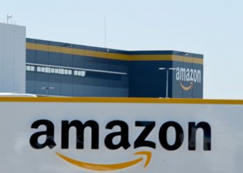 California bill would force companies like Amazon to guarantee restroom