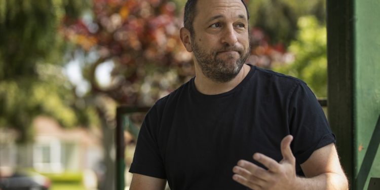 Californians struggle with COVID-19 unemployment claims