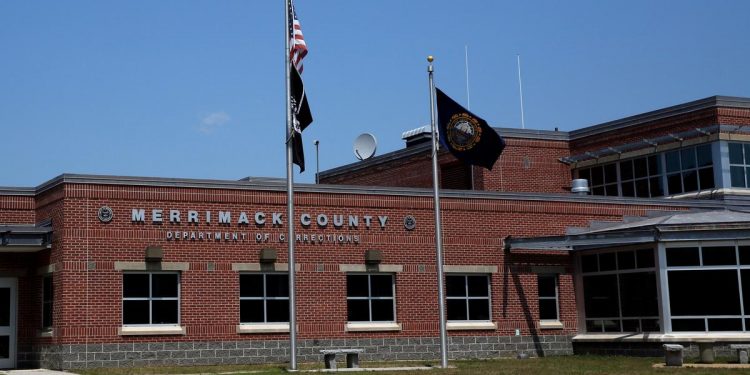 Alleged Jeffrey Epstein accomplice Ghislaine Maxwell being held at