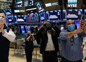 For the Economy and Stock Markets, Expect a Second Half of Fits and Starts