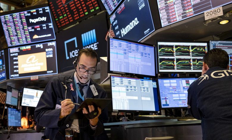 Photo of American indices fluctuate in anticipation of statistics