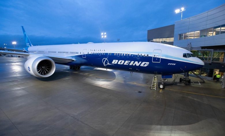 Photo of Boeing shares up 4% after posting an unexpected profit.
