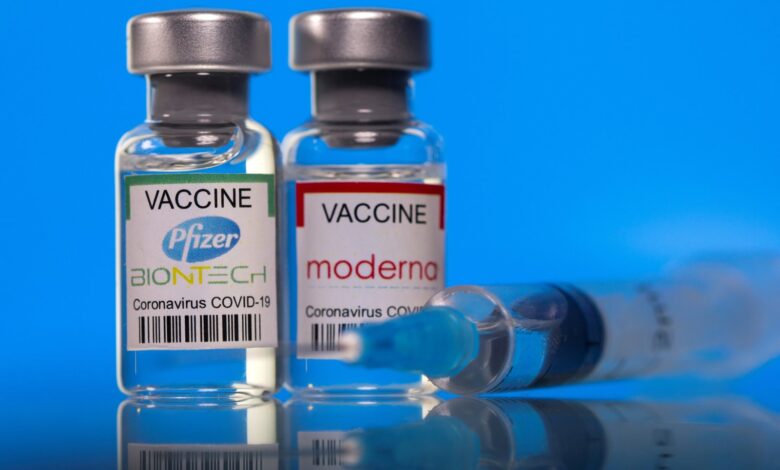 Photo of Pfizer and Moderna fall after hitting record highs