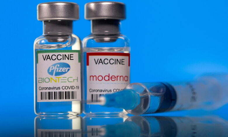 Photo of Pfizer and Moderna shares rose after approval of booster dose of vaccine