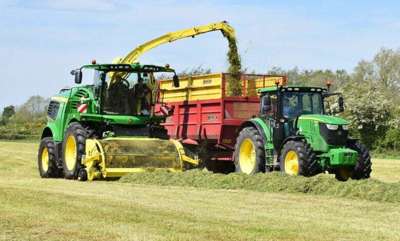 Photo of Double-digit revenue growth sent Deere’s quotes up 5%