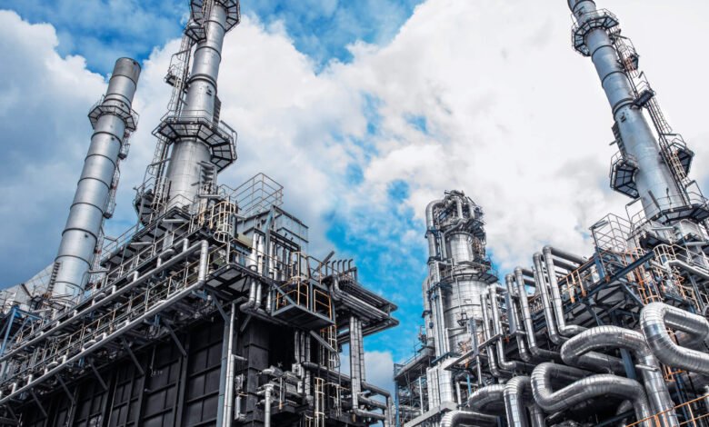 Oil continues to rise in price on expectations of OPEC decision