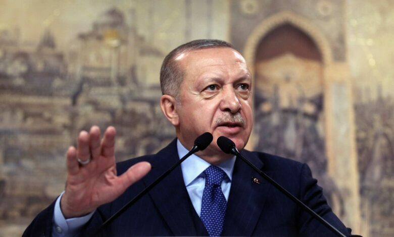 Photo of Erdogan has promised to reduce inflation to 4% amid a record drop in the lira.