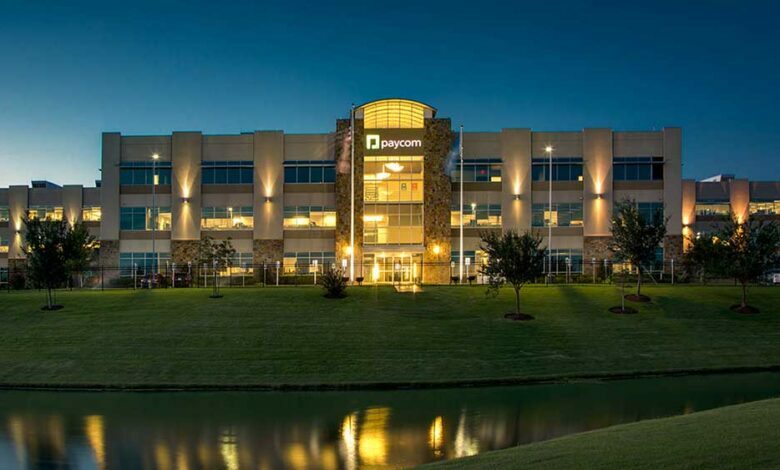 Photo of The annual revenue of the software company Paycom Software exceeded $1 billion