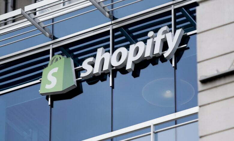 Photo of Expectations of sales growth in online trading have become the driver of Shopify quotes
