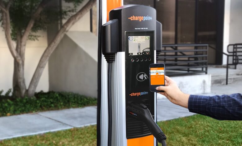 Photo of Analysts improve forecasts for ChargePoint Holdings shares on the eve of the report