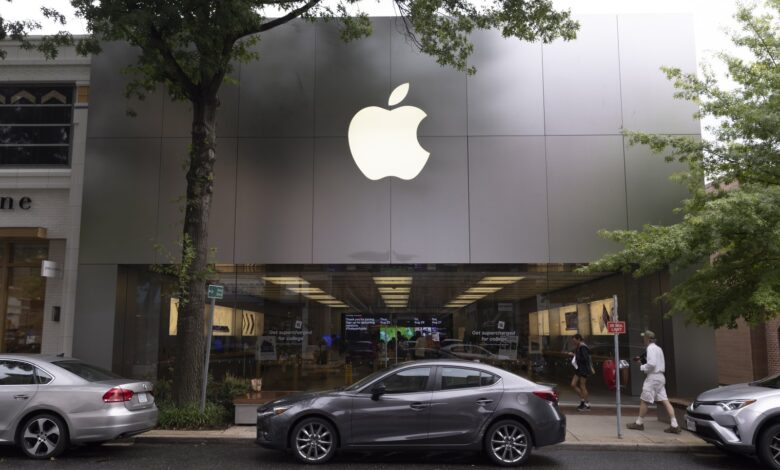 Photo of There are new iPhones, earbuds, and an Apple Watch